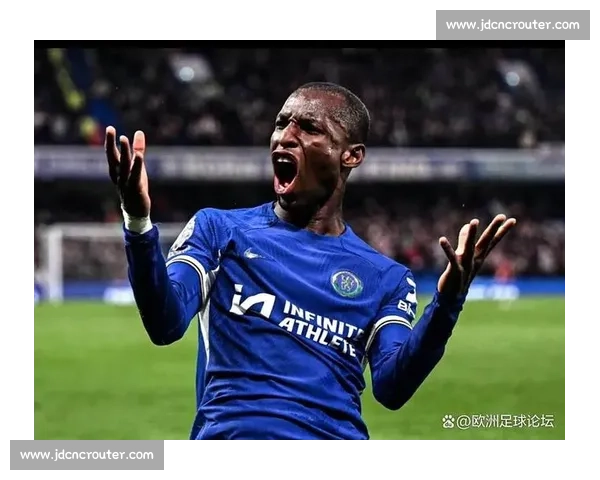 曼联 1 亿欧追逐法鹰锋霸引争议 红魔高价引援又现冤大头风险？