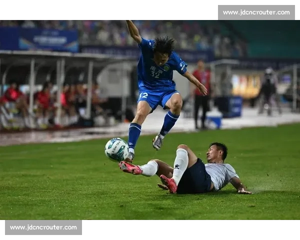 致命飞铲引爆世仇！苏超双雄再添新恨