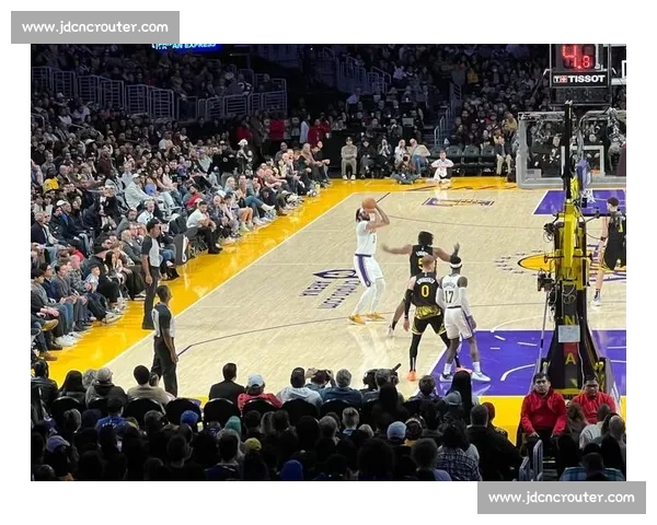 NBA五佳球高清回放:惊艳全场的绝妙镜头盘点 NBA五佳球高清回放:惊艳全场的绝妙镜头盘点